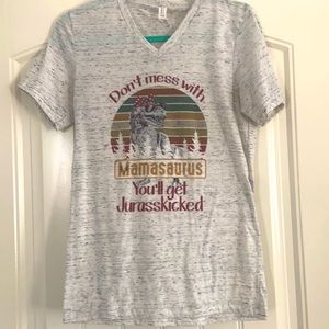 Mom dinosaur Small Tee